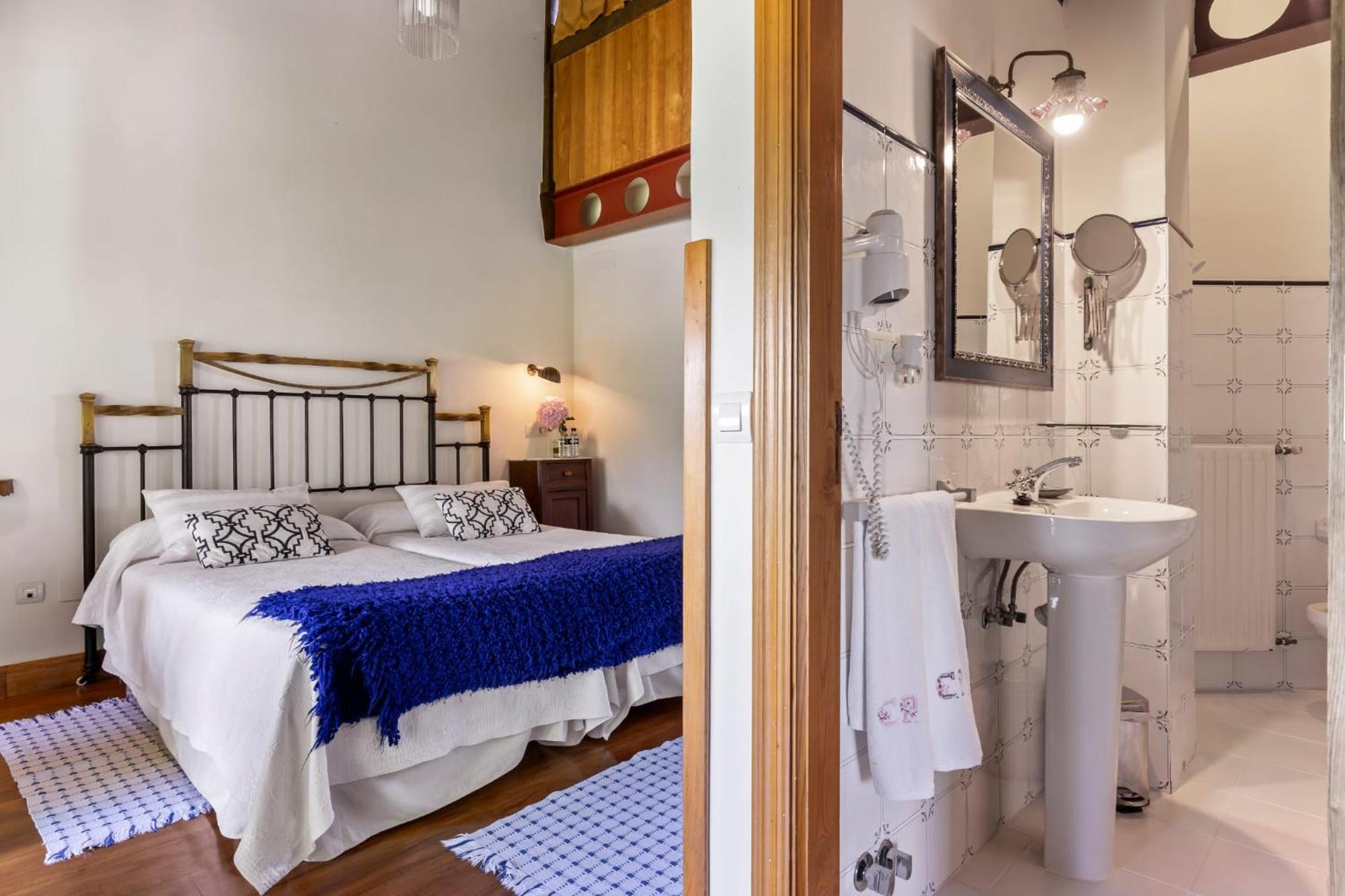 Bed and Breakfast Casa Peleyón Castropol Exterior foto